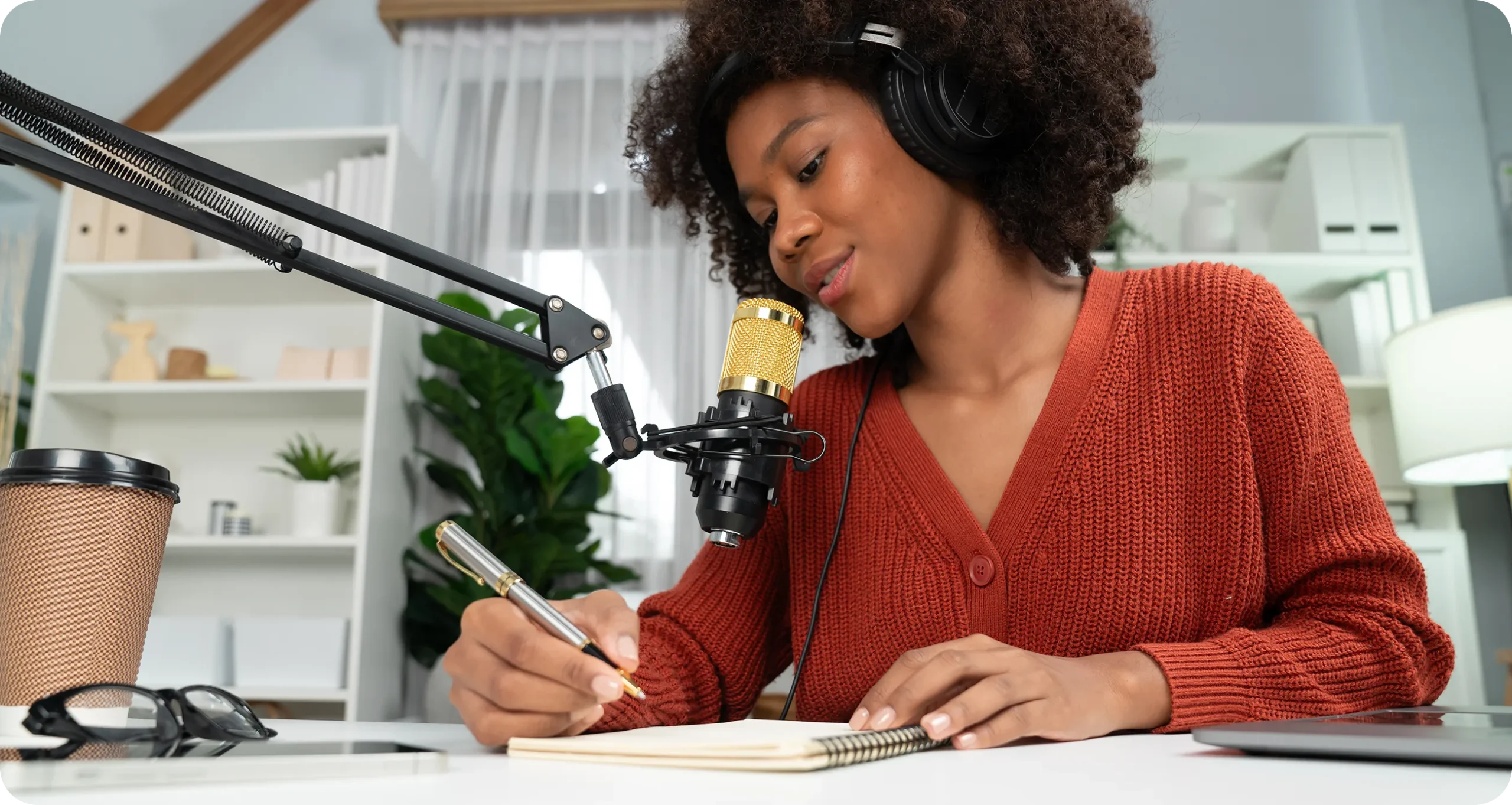 Scriptwriting & Voiceover